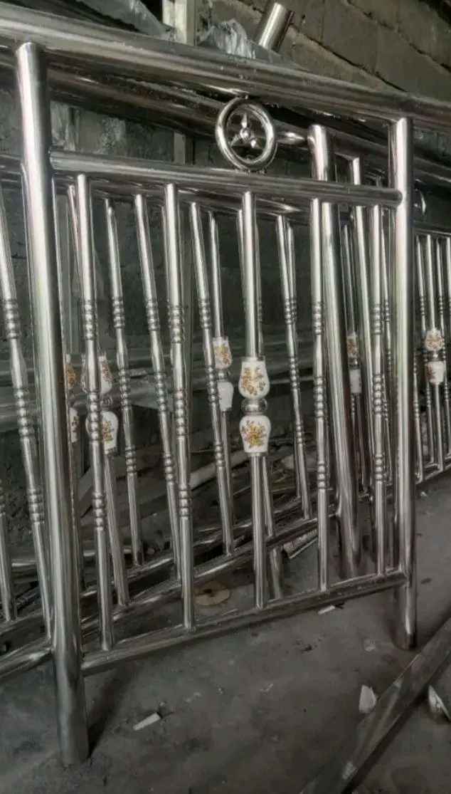 Railing Tangga Aluminium